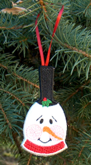 In-The-Hoop Snow Face Ornaments  [4x4]  ATWS10131