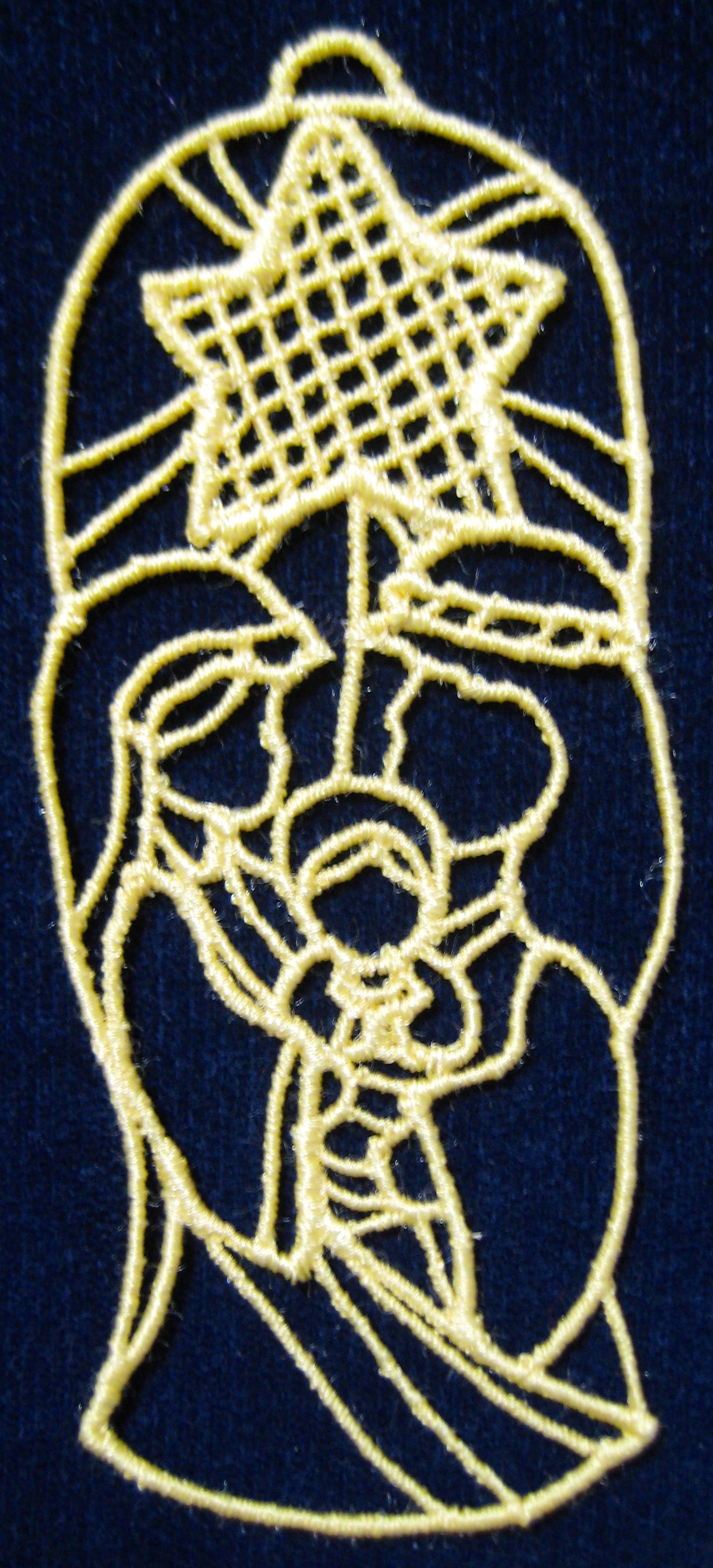 FSL Nativity Decorations [4x4] 11764 Machine Embroidery Designs