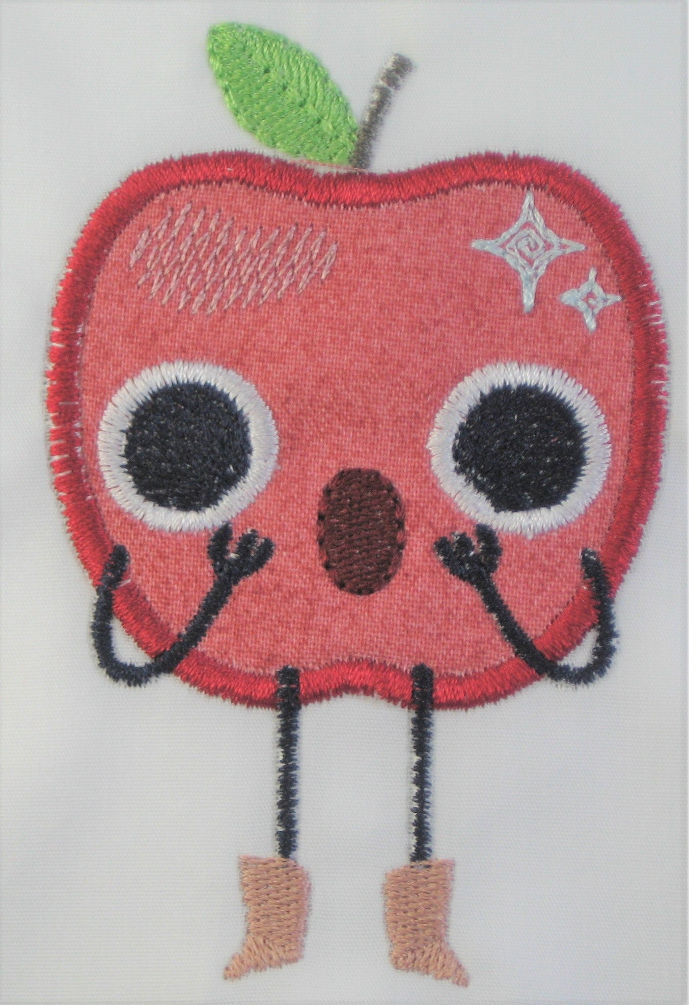 Cute Apple Character Applique-LM [4x4] 11750 Machine Embroidery Designs