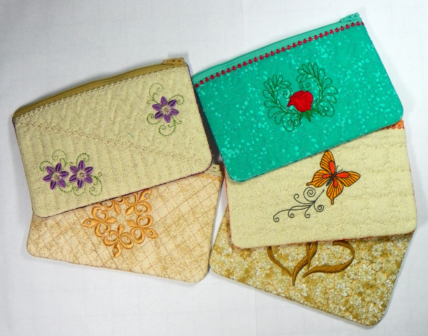 In-The-Hoop Lined Zipper Pouch [5x7 hoop]  ATWS-10292